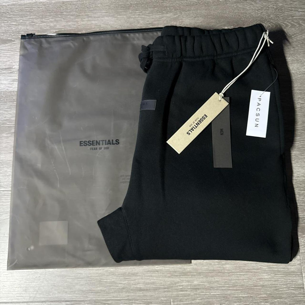Black Essentials Sweats